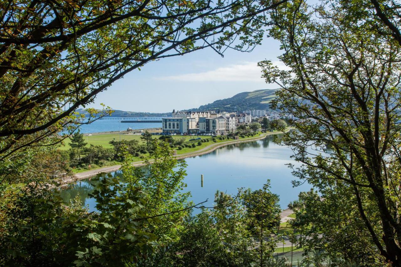 Ramsey Park Hotel Eksteriør bilde