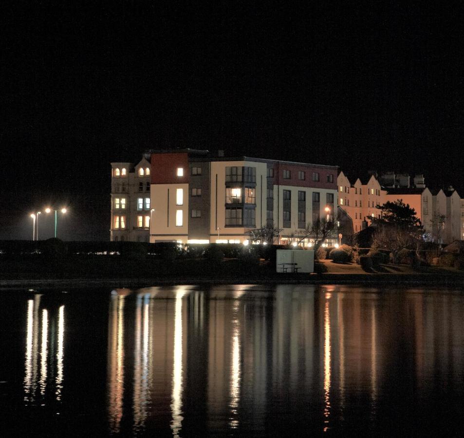 Ramsey Park Hotel Eksteriør bilde